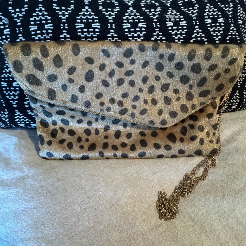 Leopard Print Clutch Bag With Chain Strap - image 2